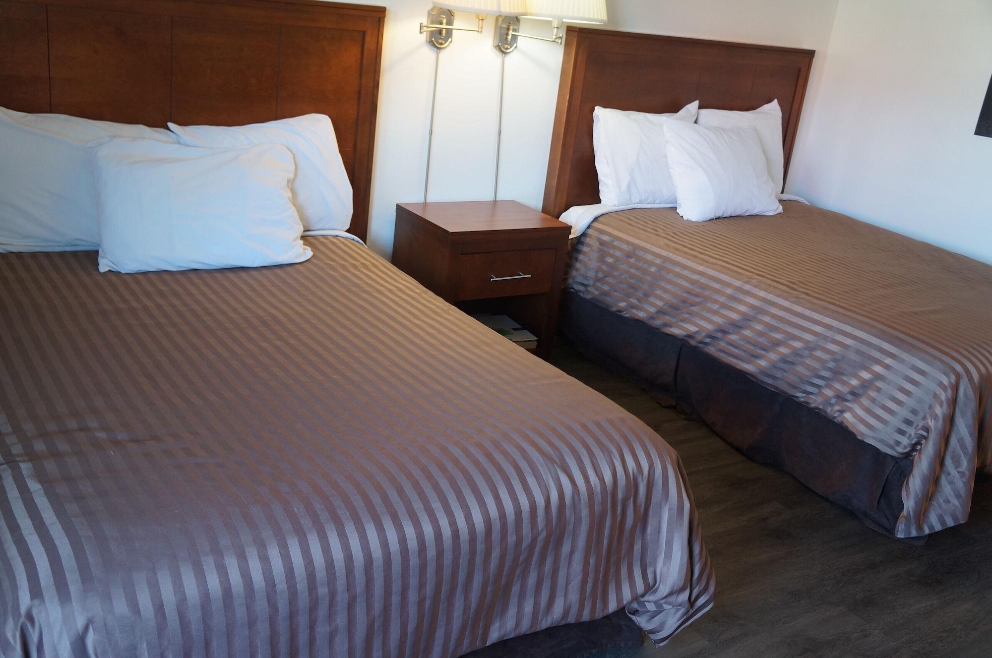 Westward Inn & Suites Langley Bagian luar foto