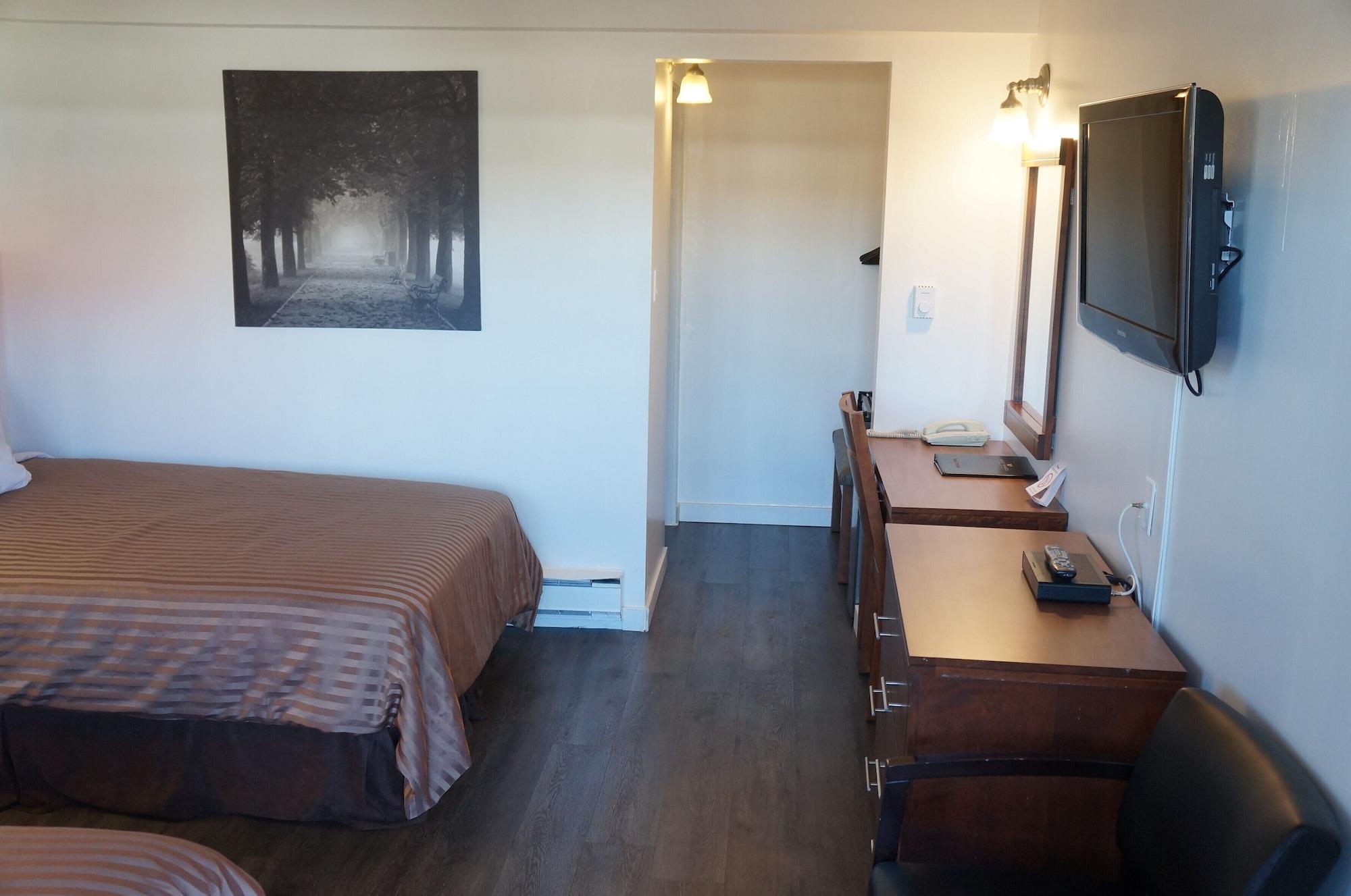 Westward Inn & Suites Langley Bagian luar foto