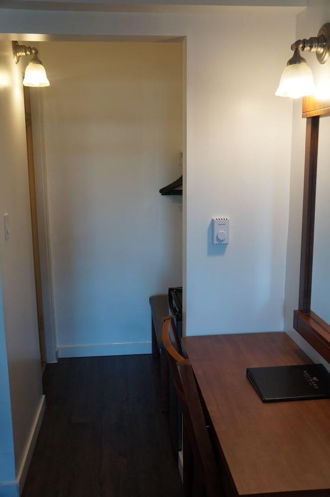 Westward Inn & Suites Langley Bagian luar foto