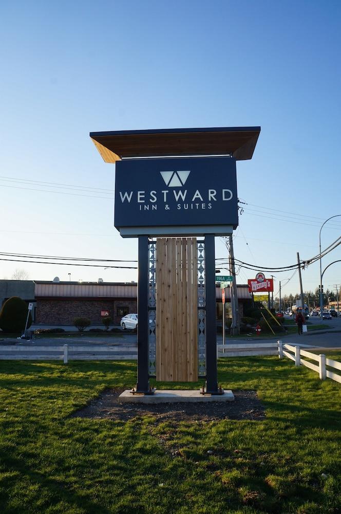 Westward Inn & Suites Langley Bagian luar foto