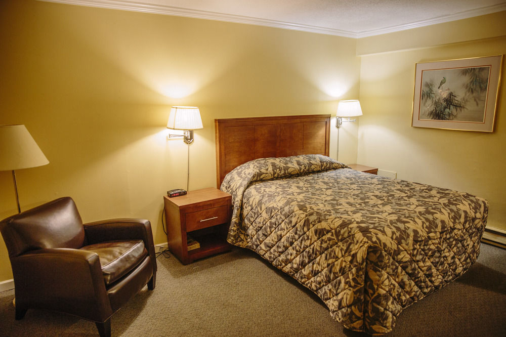 Westward Inn & Suites Langley Bagian luar foto
