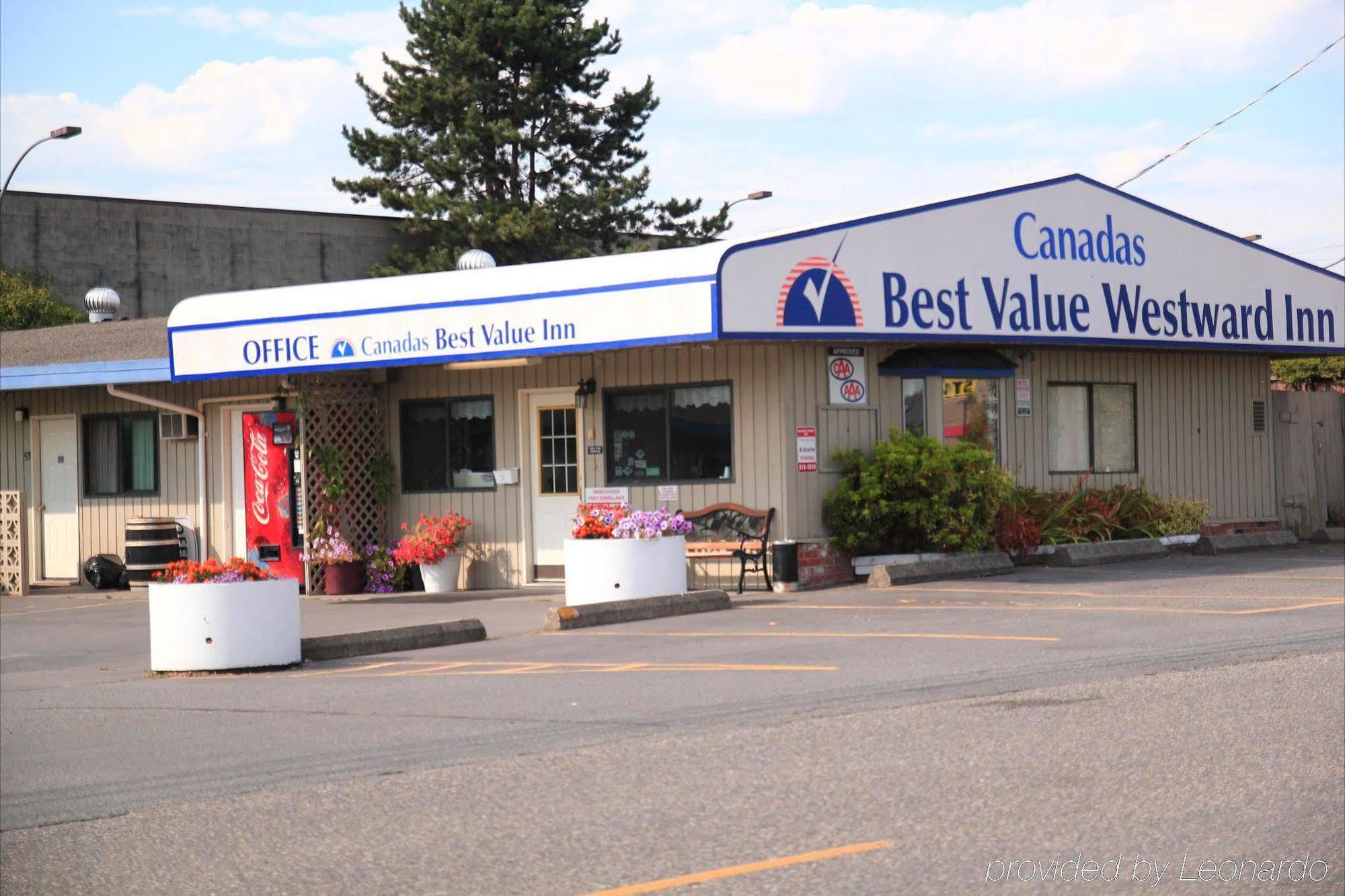 Westward Inn & Suites Langley Bagian luar foto