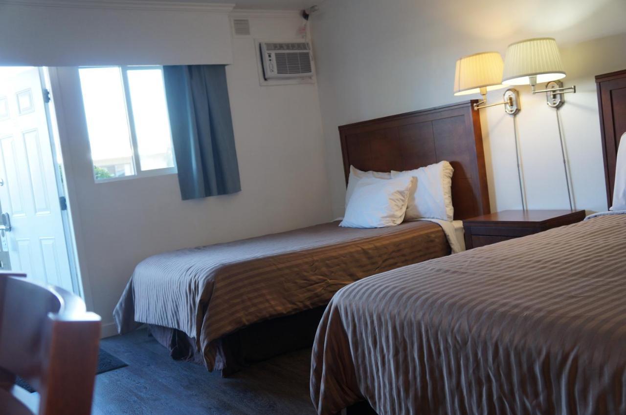 Westward Inn & Suites Langley Bagian luar foto